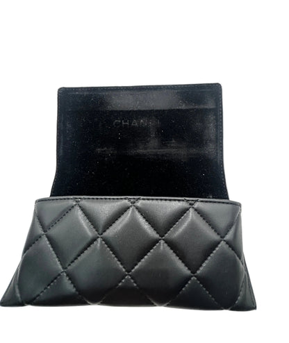 CHANEL
Rectangular Sunglasses CH5447 Black/Grey