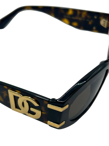 DG logo-plaque sunglasses
