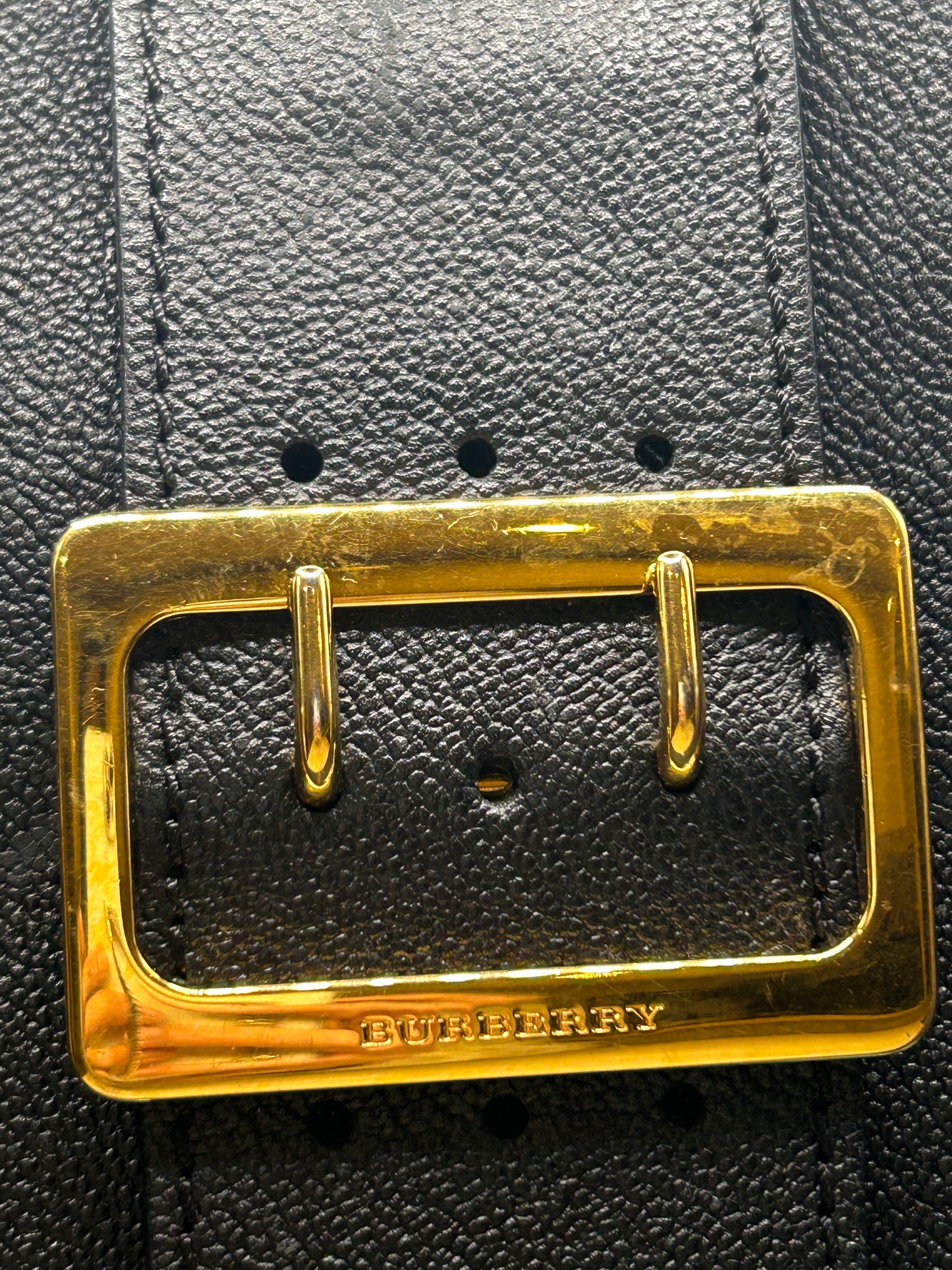 Burberry Buckle Tote Medium Black