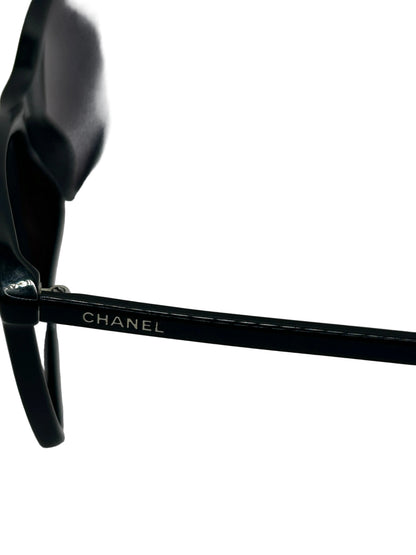 CHANEL
Rectangular Sunglasses CH5447 Black/Grey