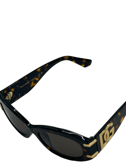 DG logo-plaque sunglasses