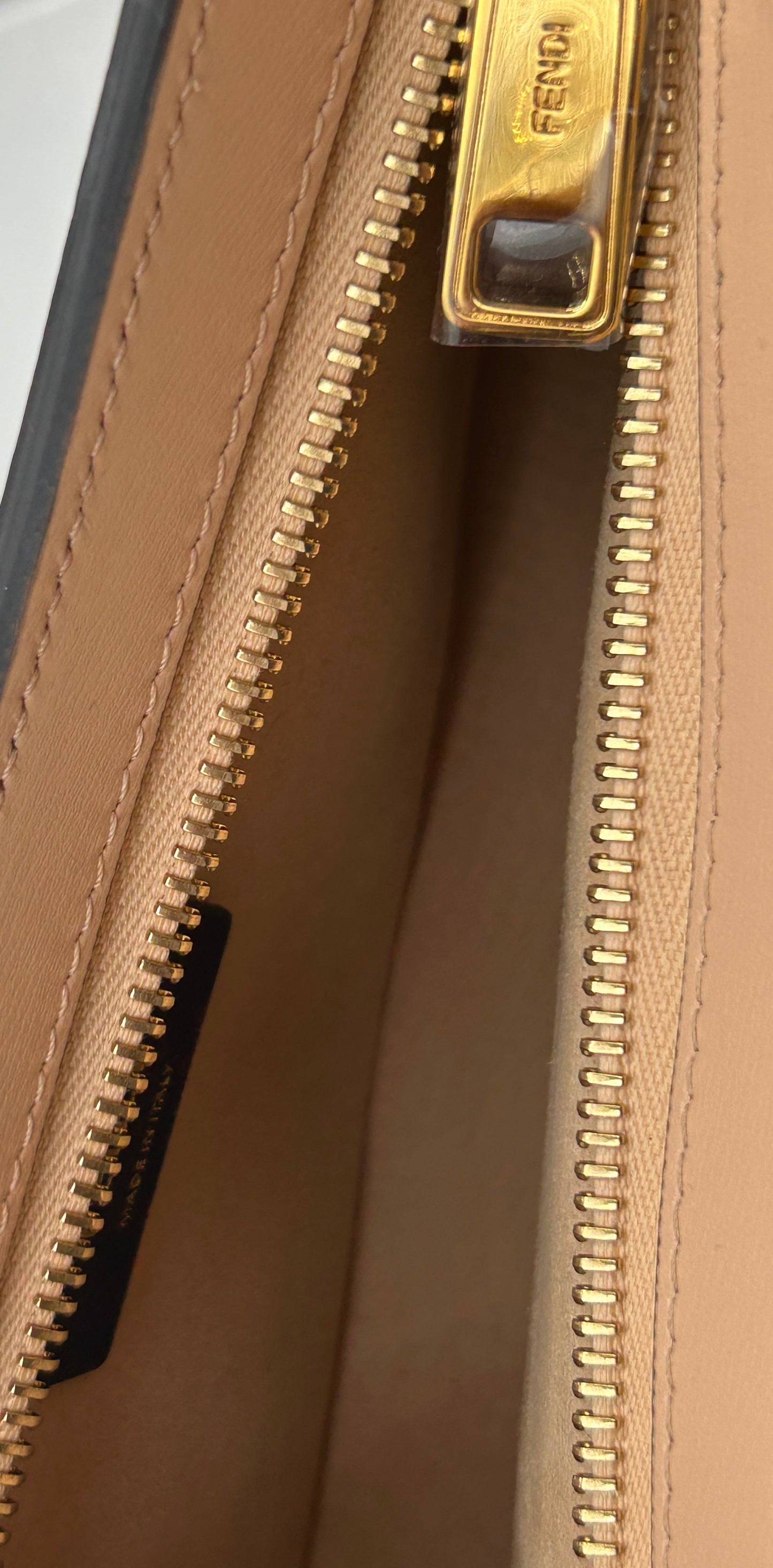 FENDI
O'clock Swing Shoulder Bag