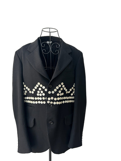 Comme des Garçons Homme
Plus for Men buttoned blazer
Black- Medium